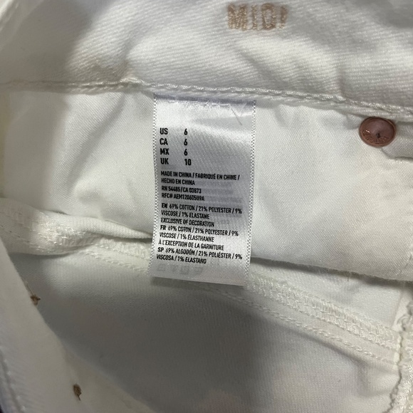 White American Eagle Midi Shorts size 6 - Picture 3 of 3